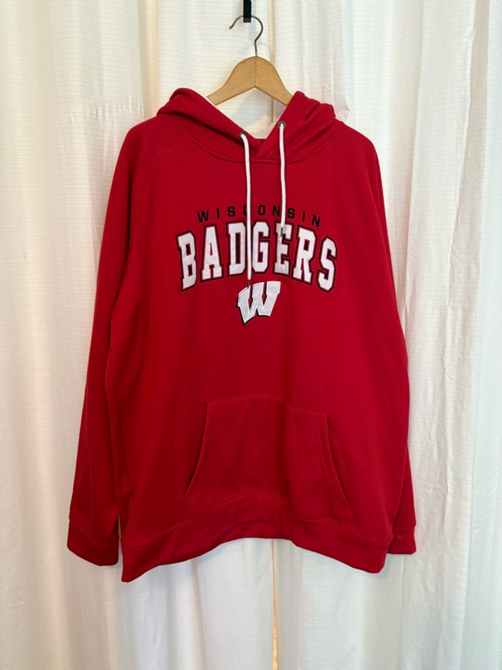 Men’s Wisconsin Badgers Hoodie